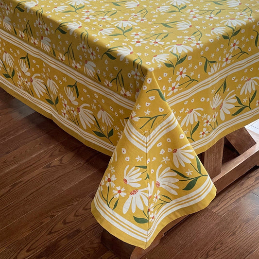 Dandy Daisy Tablecloth